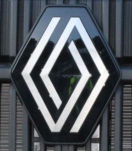 IMG_0053 Renault Logo